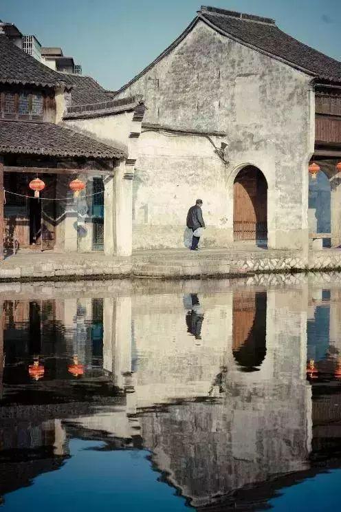 小镇惊魂